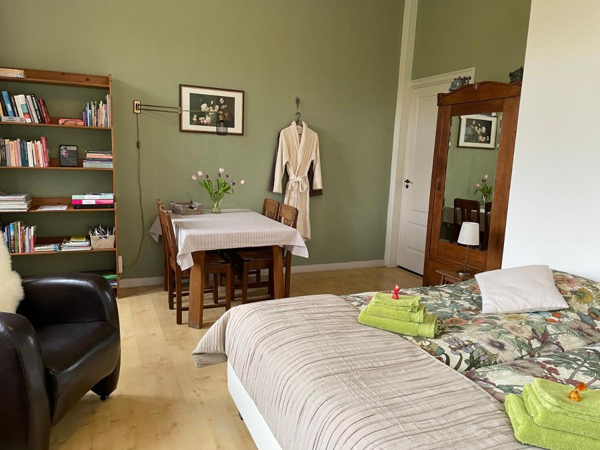 B&B De Zulthe Roden Extérieur photo