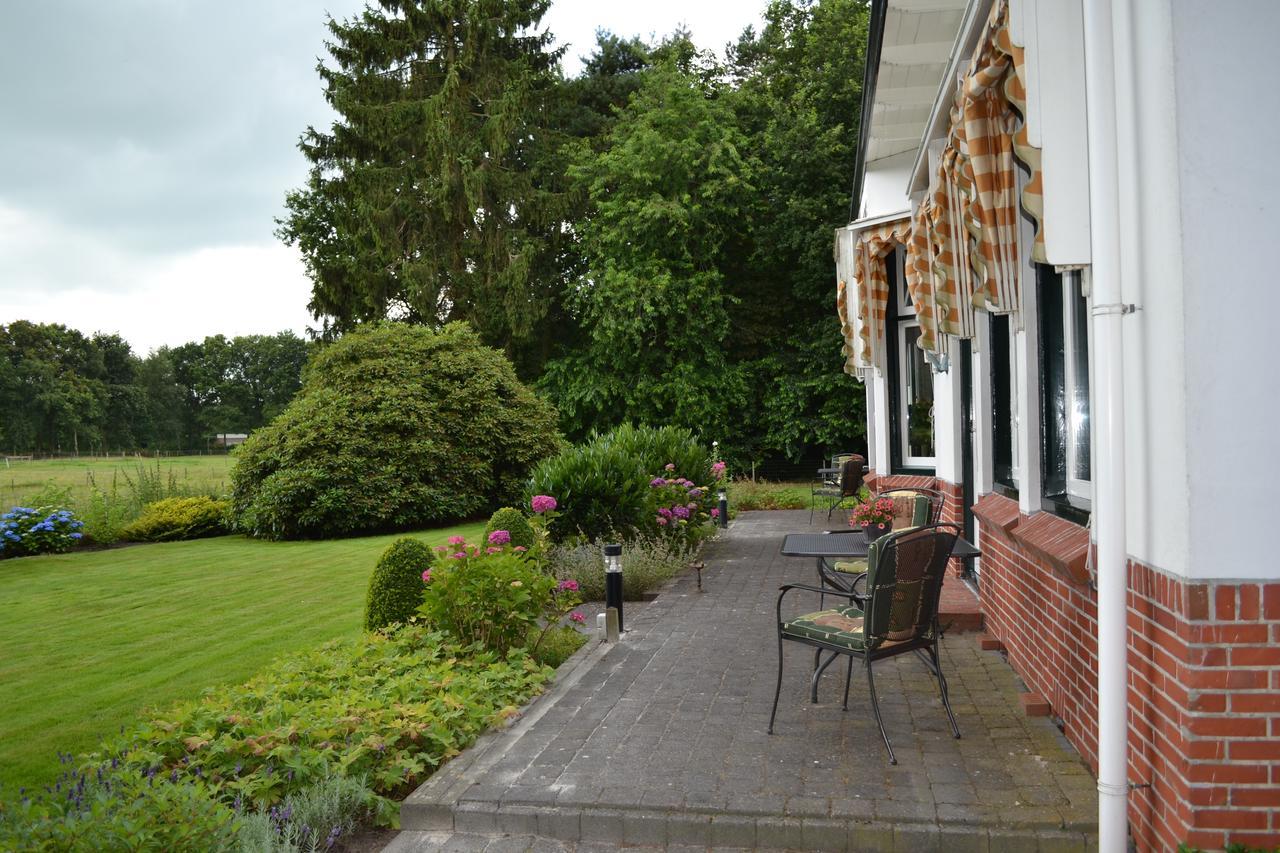 B&B De Zulthe Roden Extérieur photo